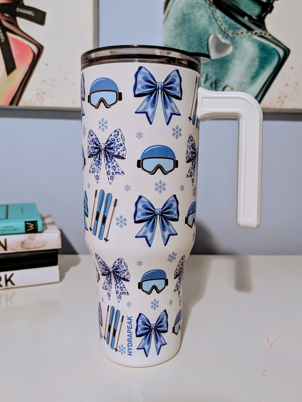 HydraPeak Voyager 40oz Insulated Tumbler White with Blue Ski & Bow Print